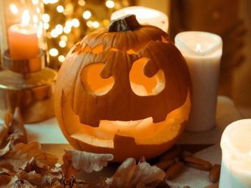 [#Halloween] ? Avez-vous pensez à prendre quelques friandises pour ce soir ? Les monstres et les fantômes seront de sortie en ce 31 octobre alors joyeux...