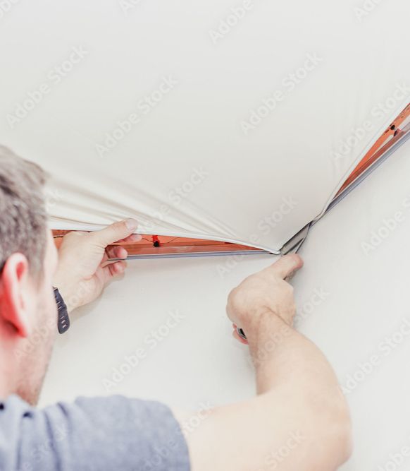 Pose de plafond tendu &agrave; chaud par Delourme Vel&eacute; Peinture, installateur agr&eacute;&eacute; Barrisol&reg; &agrave; Rennes